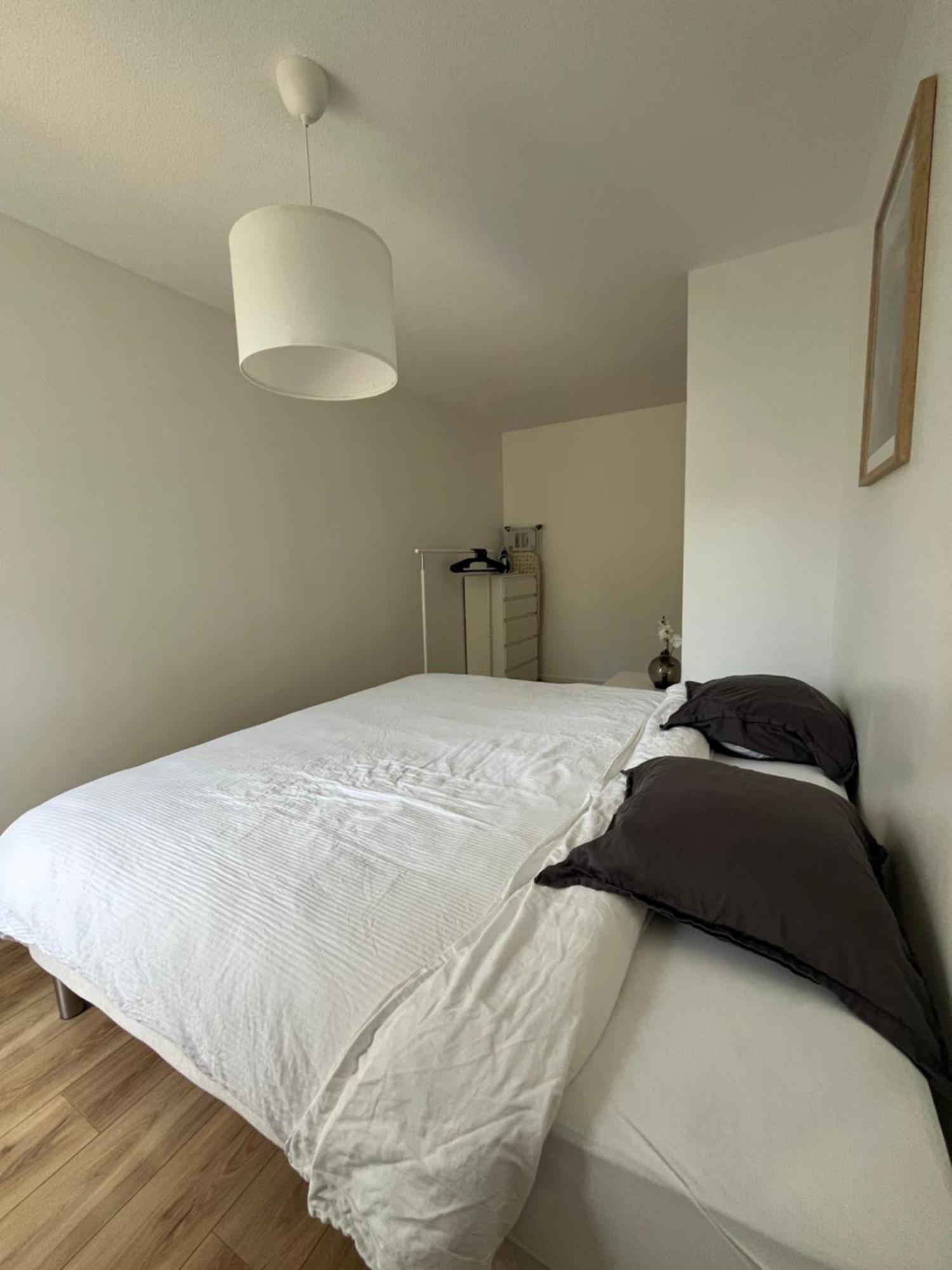 Appartement Cosy Et Confortable Saint-Genis-Laval Exterior foto